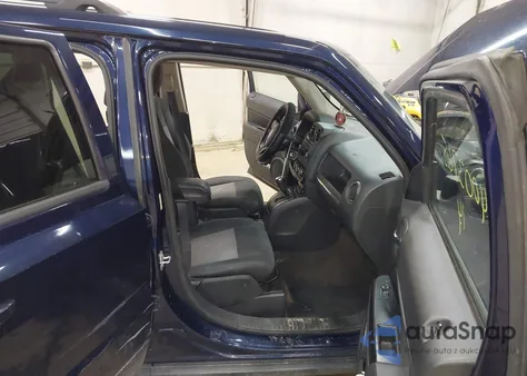 2014 Jeep Patriot Latitude z USA, uszkodzony, nr VIN 1C4NJRFB3ED787994